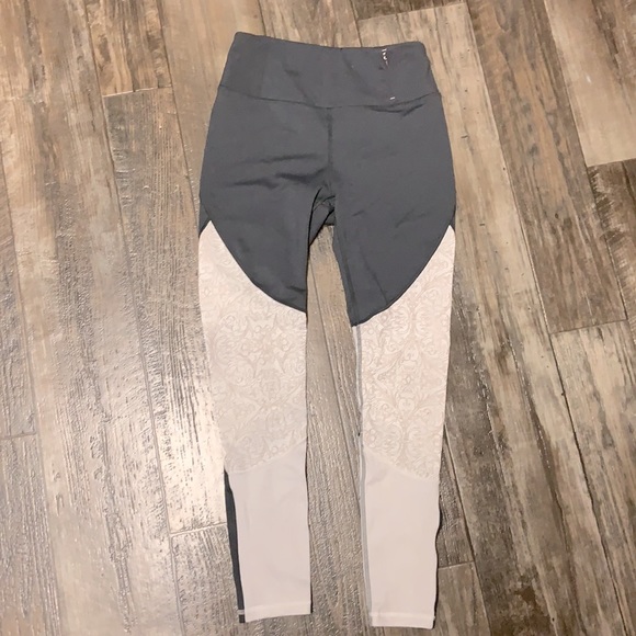 CALIA LEGGINGS - Picture 2 of 5
